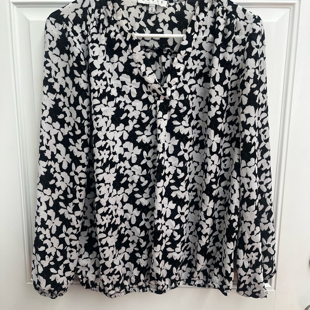 Chaus Black and White Floral Blouse